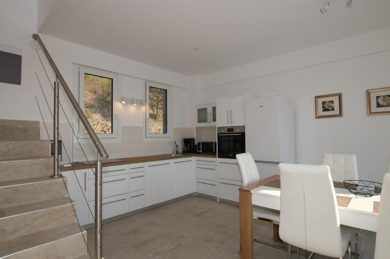 Sunset Sea View Villa 9 Afión Екстериор снимка
